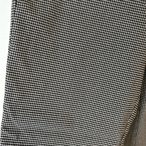 HILARY RADLEY - Picture 6 of 6